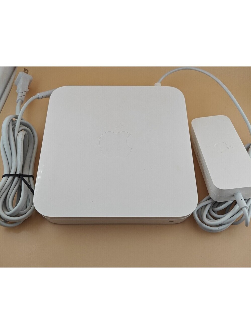Apple AirPort Extreme MB763LL/A A1301 802.11n Wi-Fi Router Power Adapter